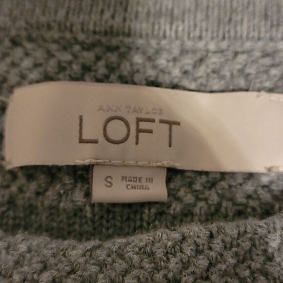 Ann Taylor Loft woman's sweater - Picture 5 of 6